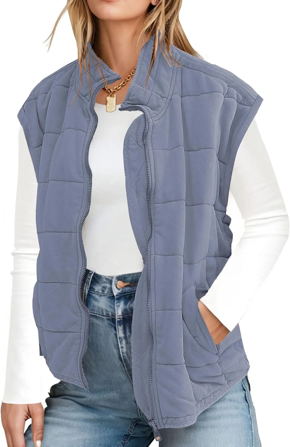 ETCYY Womens Oversized Vest Trendy Fall 2025 Sleeveless Lightweight Quilted Jacket Casual Winter Zip Up Coat Outwear