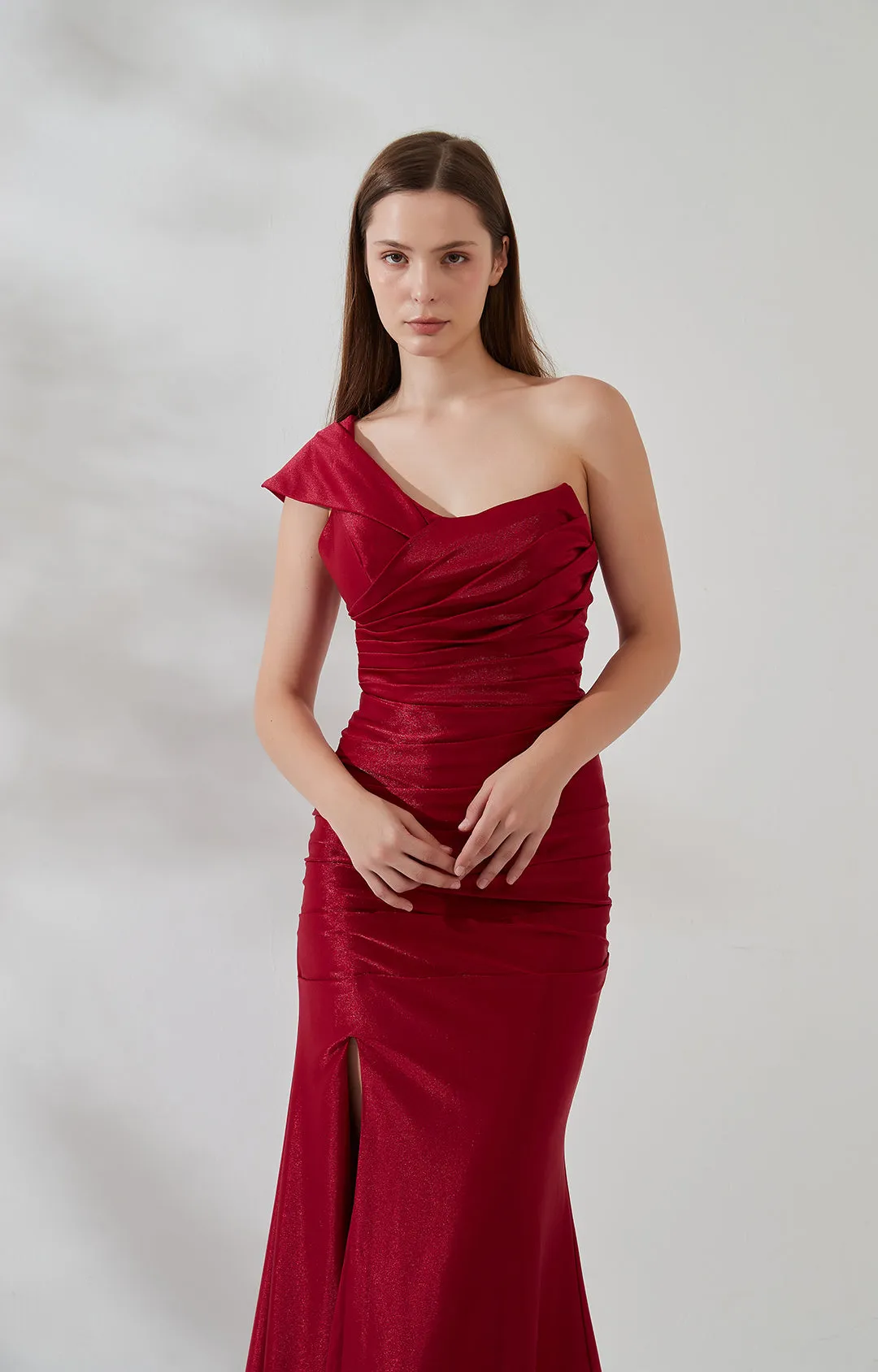 One-shoulder Stretchy Pleated Side Split Zipper Evening Dress